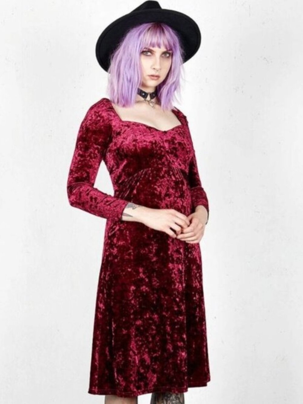 DISTURBIA Sloane burgundy pink  crushed velvet midi dress